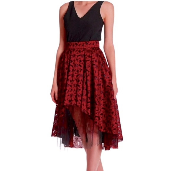 $250 ABS Lace + Tulle Hi Lo Skirt 8 Red Black Tulle Undershirt High Low Pockets - Picture 8 of 16
